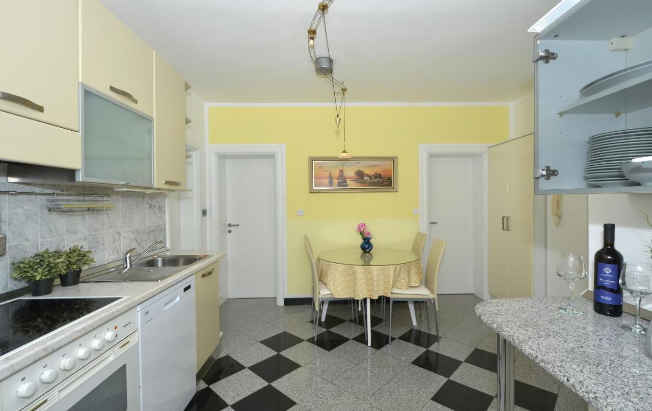 Villa Klaudia Traù Esterno foto